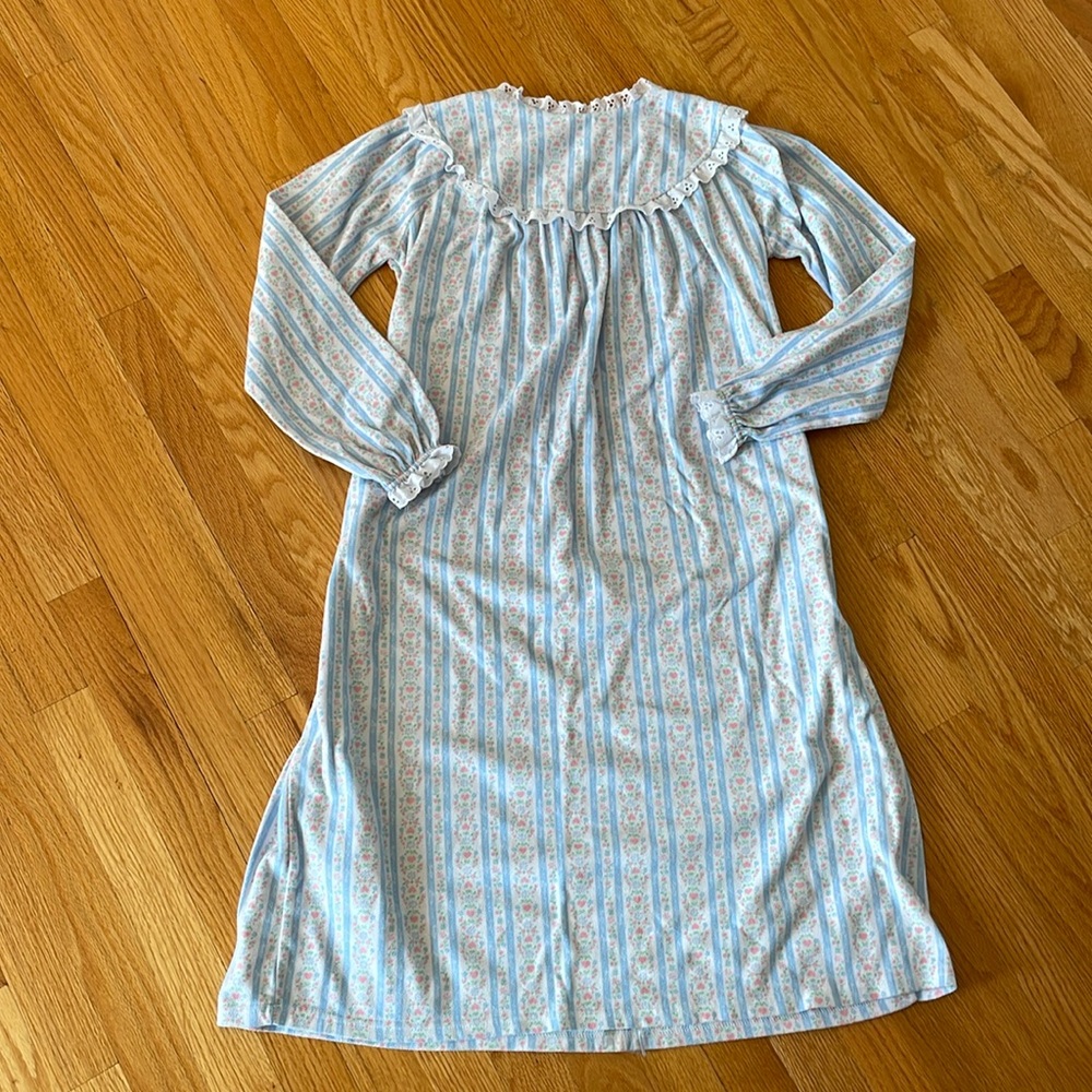 Lanz classic nightgown, girls XL (14/16)